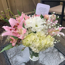 Load image into Gallery viewer, Extra Large Bouquet