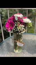 Load image into Gallery viewer, Medium Bouquet